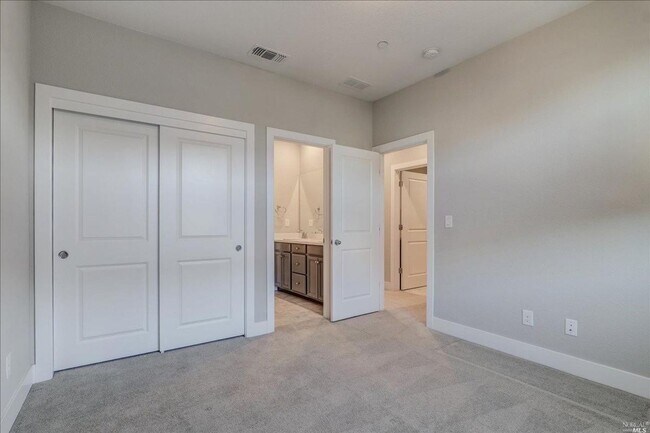 Photo - Beautiful 4 Bedroom Home in Brighton Landing – Vacaville