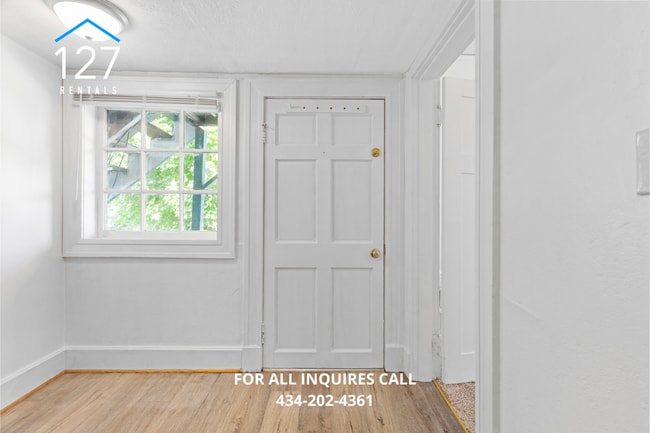 Photo - Charming 2-Bedroom Apartment in the Heart ...