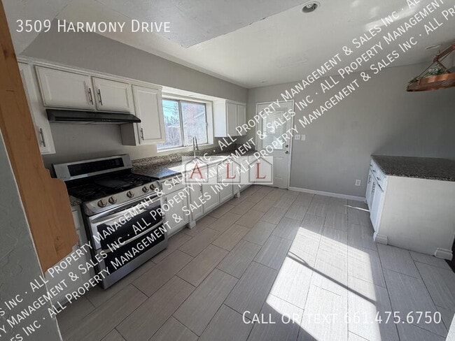 Photo - 3509 Harmony Dr