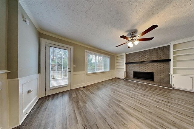 Photo - 3013 Meadowsweet Trail