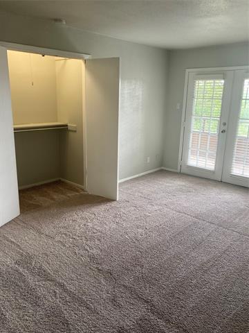 Photo - 752 Haven Ln
