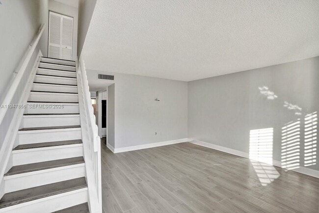 Photo - 10102 SW 77th Ct