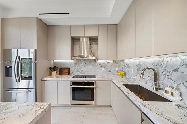 Photo - 1030 15th St Unidad 213