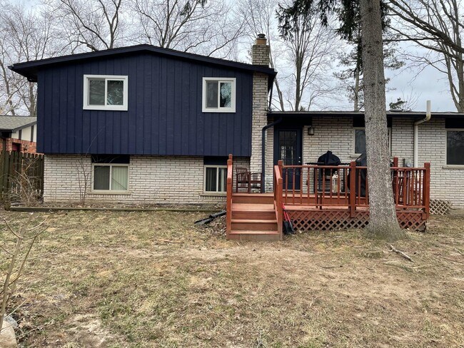 Photo - 3533 Frederick Dr