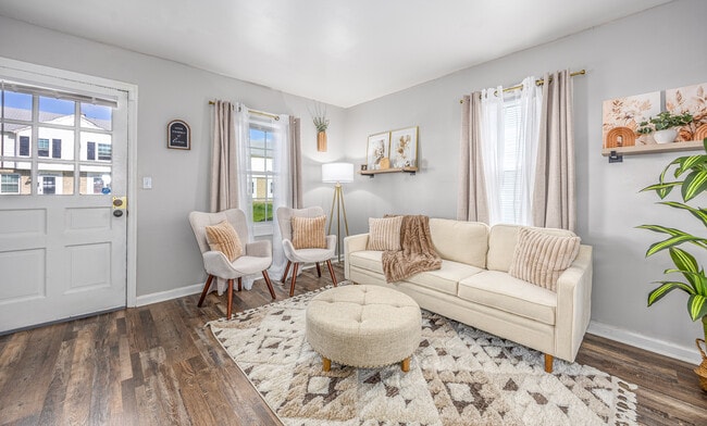 Photo - Eden of Whitehall