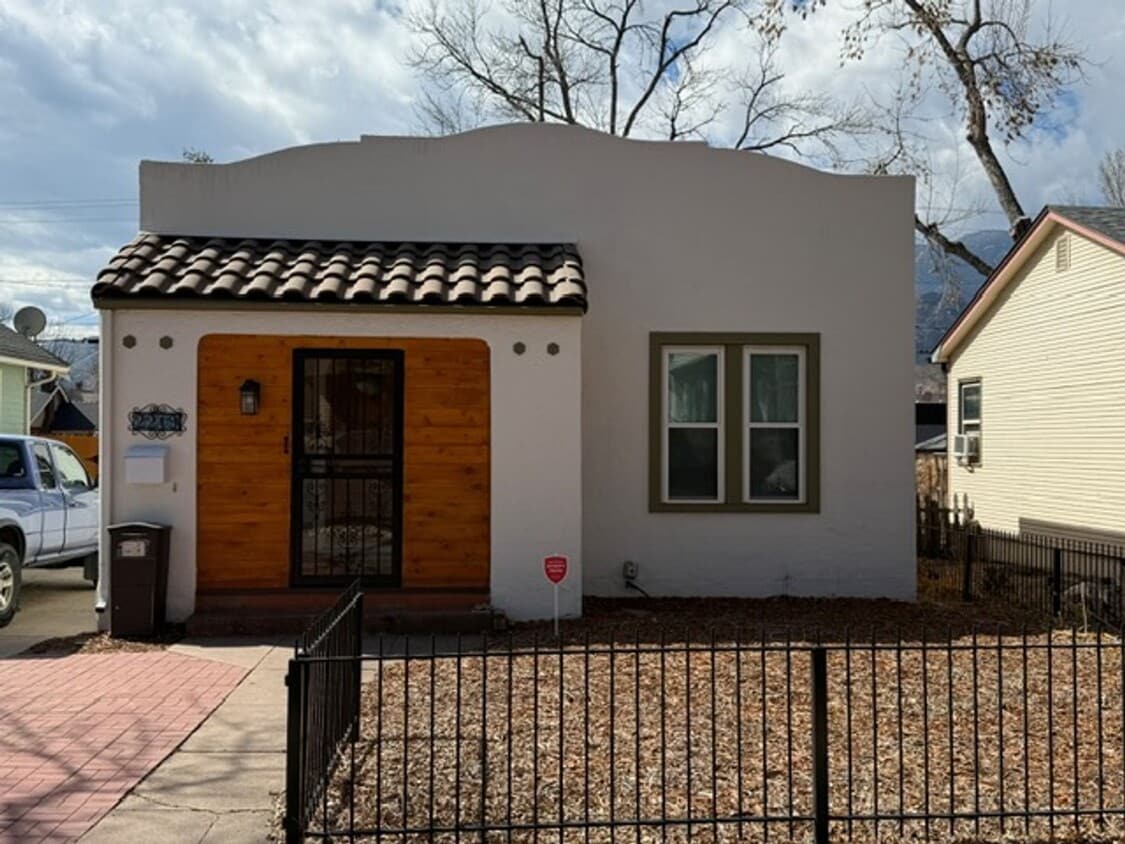 Gorgeous 2 Bedroom in Old Colorado City - Gorgeous 2 Bedroom in Old Colorado City