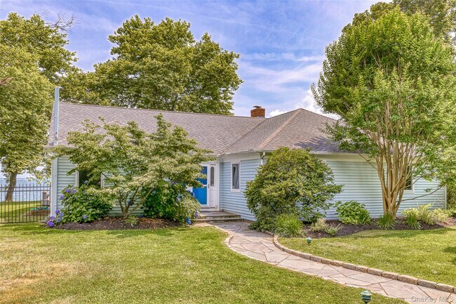 Photo - 11120 Main Rd