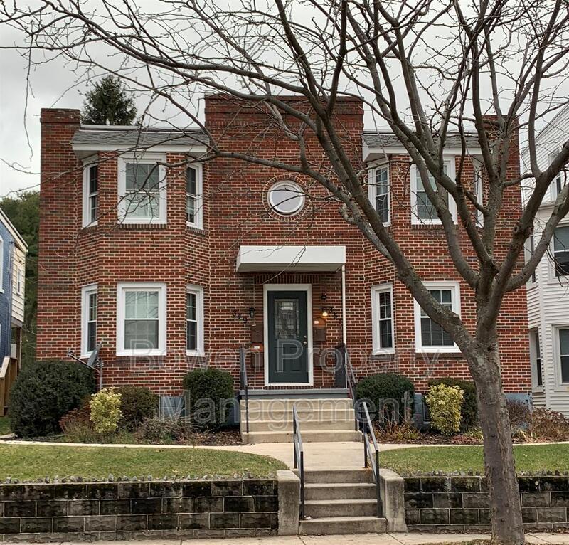 Photo - 351 West Side Ave Unit Apt. A