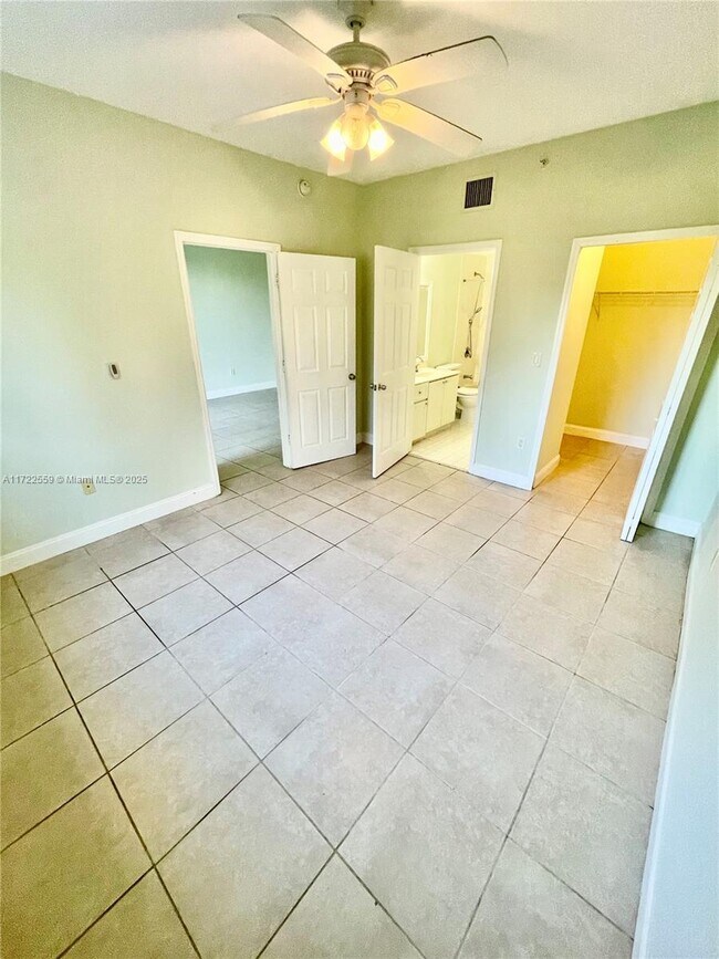 Photo - 7085 Nova Dr Unit 223