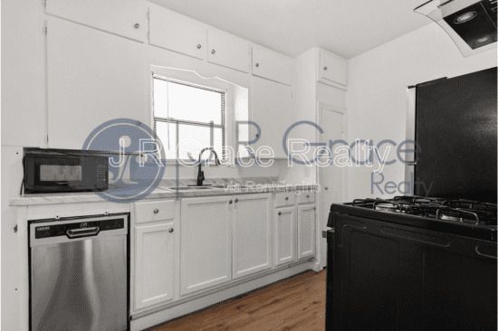 Photo - 3132 N 28th St