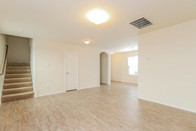 Photo - 429 N Meadows Dr