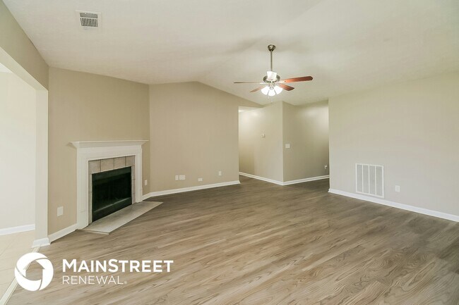 Photo - 186 Whistle Way