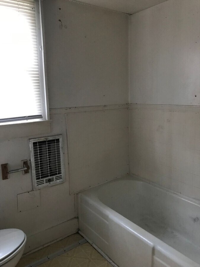 Photo - 529 Webster St