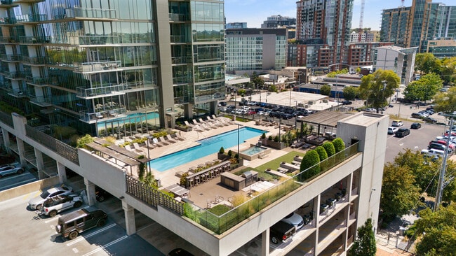 Photo - 1212 Laurel St Unidad 1312