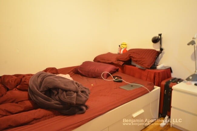 Building Photo - 55 S Huntington Ave Unit 303