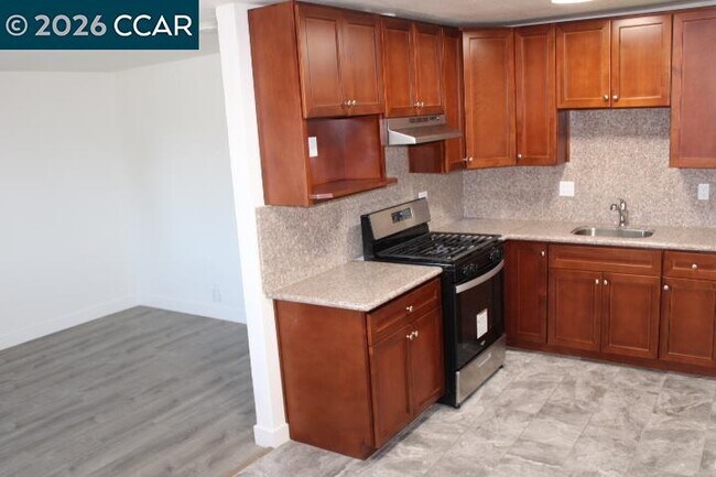 Photo - 3800 Waller Ave Unit B