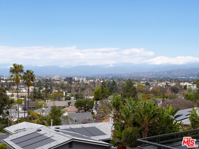 Photo - 3971 Fredonia Dr