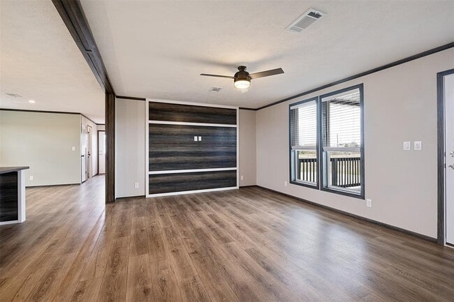 Photo - 339 Lower Red Rock Rd