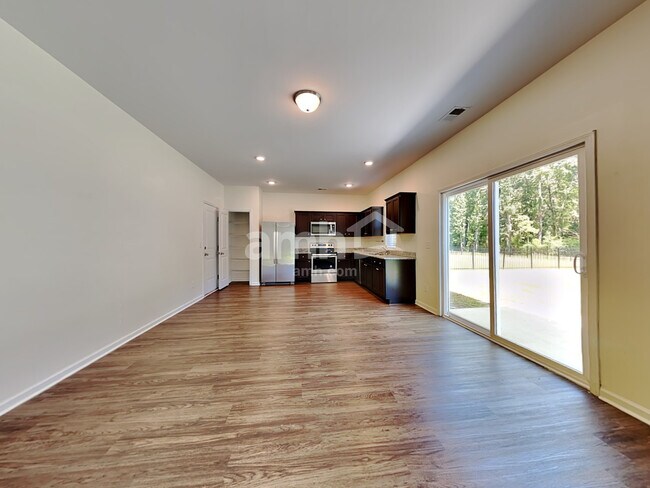 Photo - 136 Orion Way