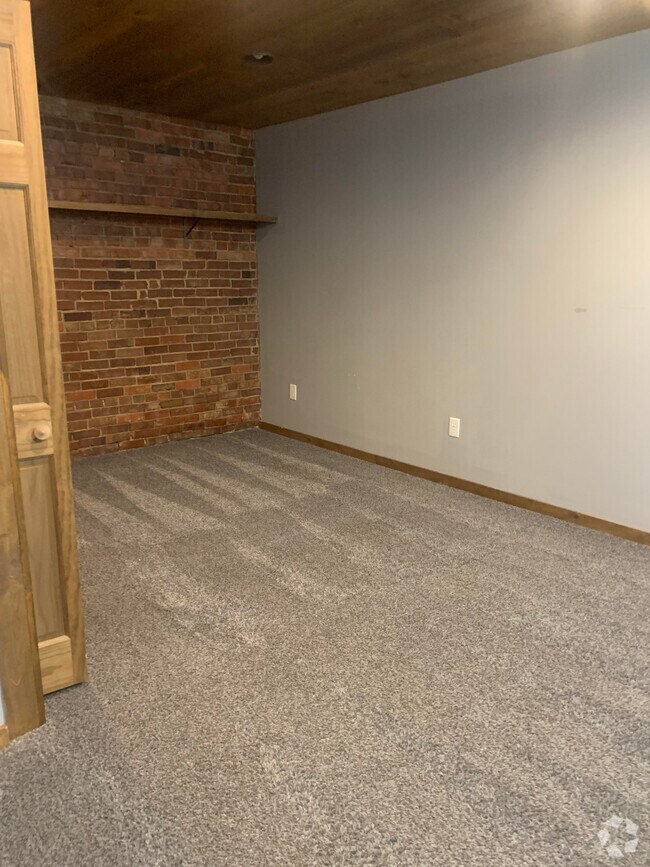 Loft Apartments for Rent near Adel IA 22 Apartments