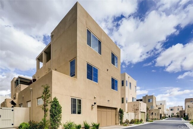 Photo - Stunning Tri Level Home in Great Park Community