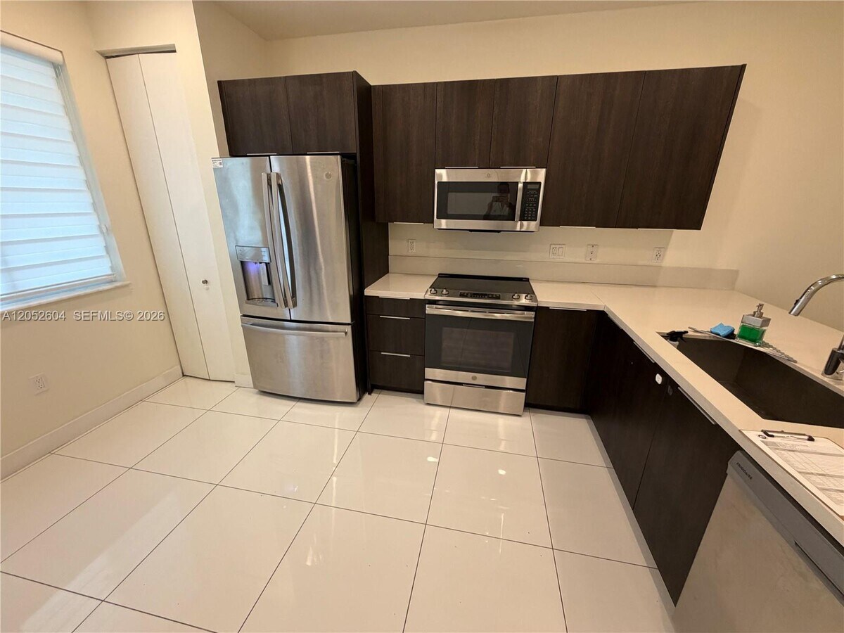 Photo - 6401 NW 103rd Pl Unit 103