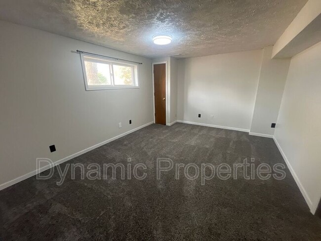 Photo - 7009 S 79th St