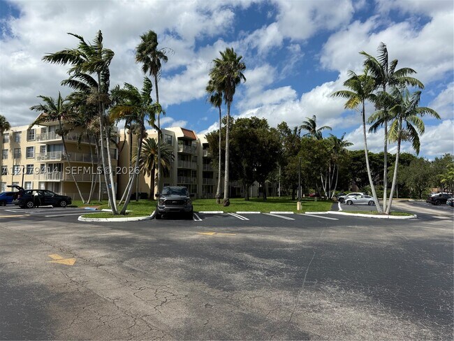 Photo - 13100 SW 92nd Ave Unit A-PH7