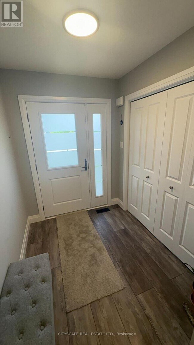 Photo - 117 Stephenson Way