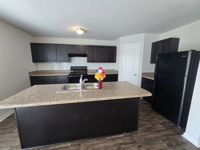129 Maple Tree Ln