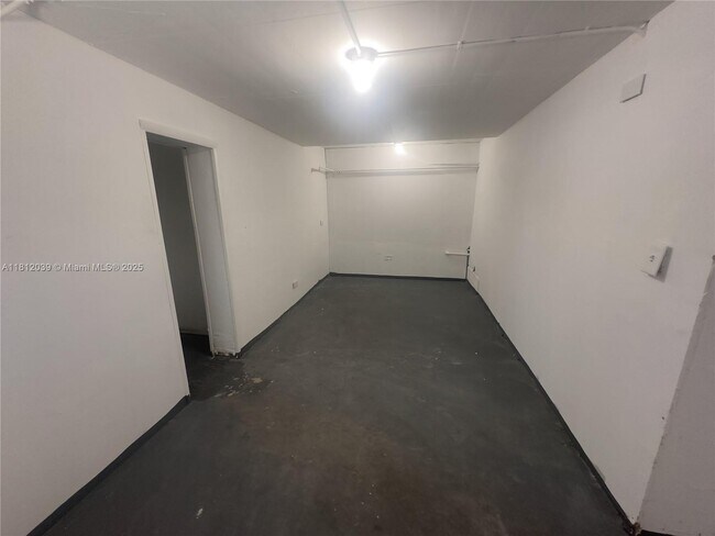 Photo - 225 NE 56th St Unit 223-7