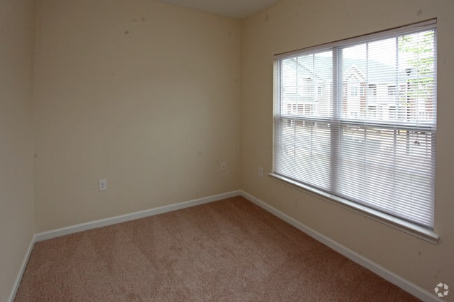 Lafayette Landing Apartments & Villas