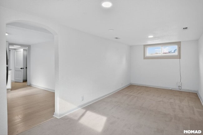 Photo - 4325 S Cherokee St