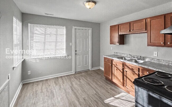 Photo - 1018 4th Ave W Unidad 3