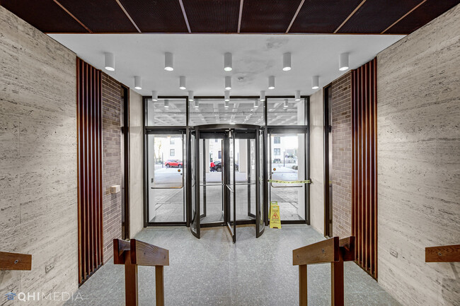 Photo - 6033 N Sheridan Rd Unit 11G