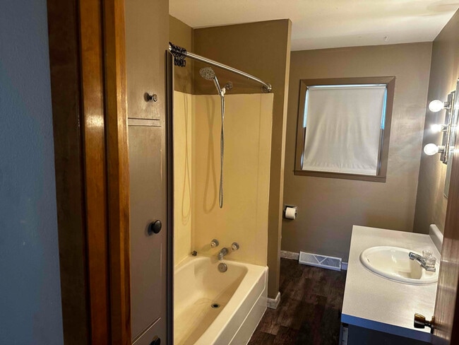 Photo - 2643 Juniper Ave