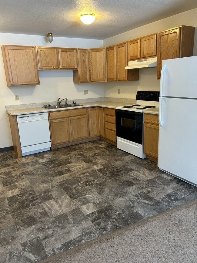 Building Photo - 3555 Old Richardson Hwy Unit 2