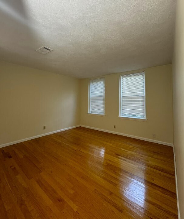 Photo - 84 Gordon St Unit 402