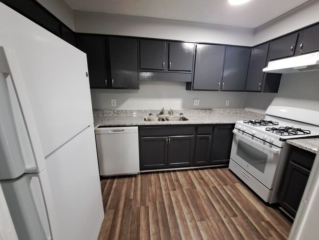 Photo - ONE MONTH FREE RENT! Newly Remodeled 2Bed/...