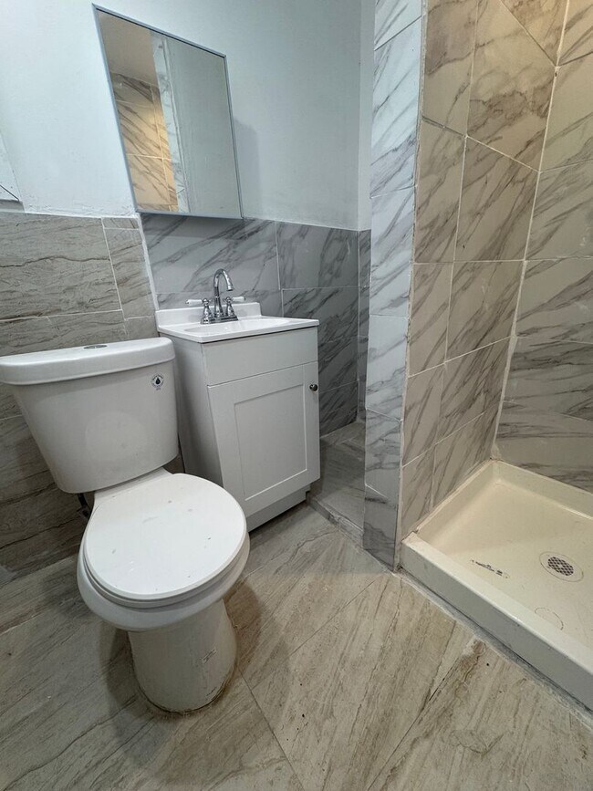 Photo - 4133 Pennsgrove St Unit #3