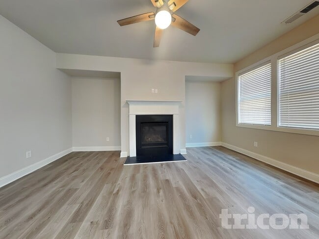 Photo - 1012 Candela Ln