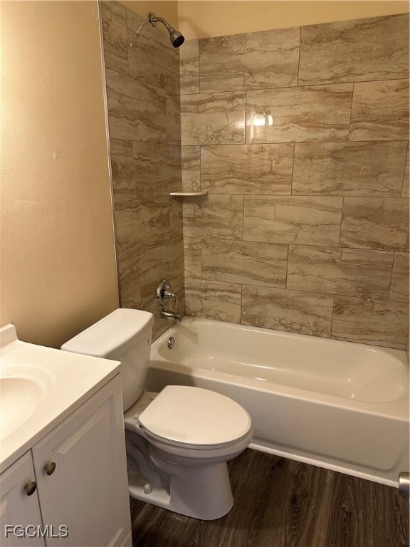 Photo - 2072 Maple Ave