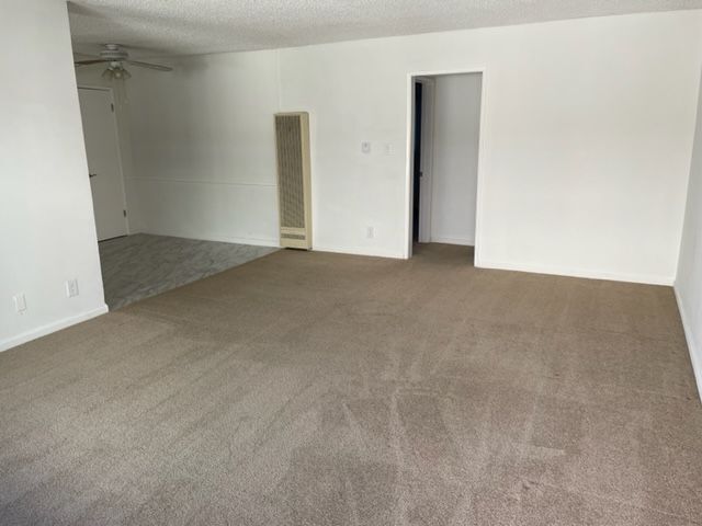 Photo - 141 N Kenwood St Apartment