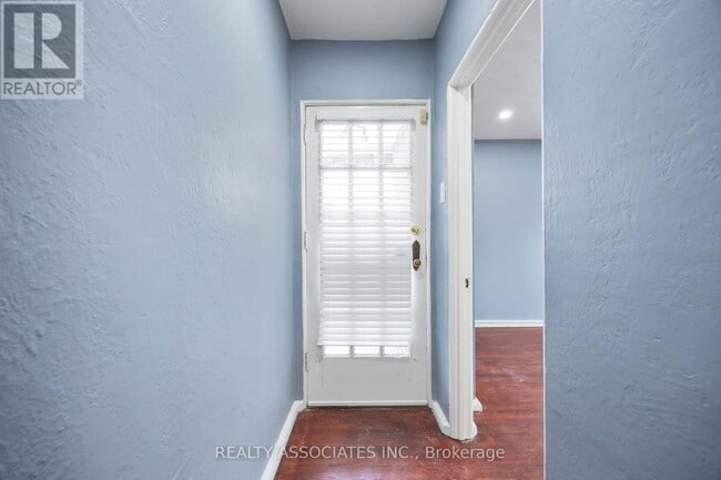 Photo - 162 Millwood Rd