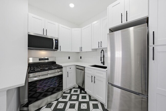 Photo - 15 George St Unit 2