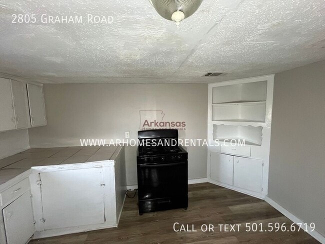 Photo - 2805 Graham Rd