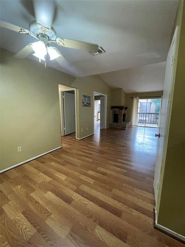 Photo - 10555 Turtlewood Ct