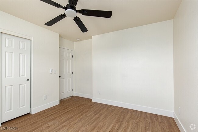 Building Photo - 10092 Mallee Point St Rental
