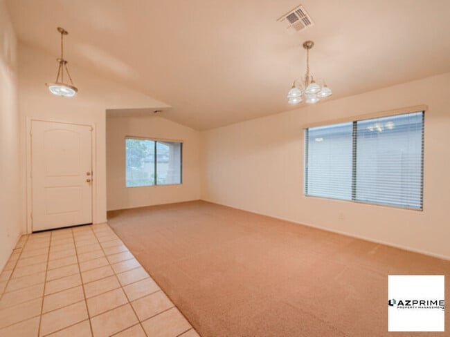 Photo - Exquisite 4/2 San Tan Valley Home - Style,...