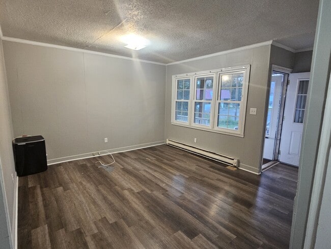 Photo - 101 Sibbie Ct